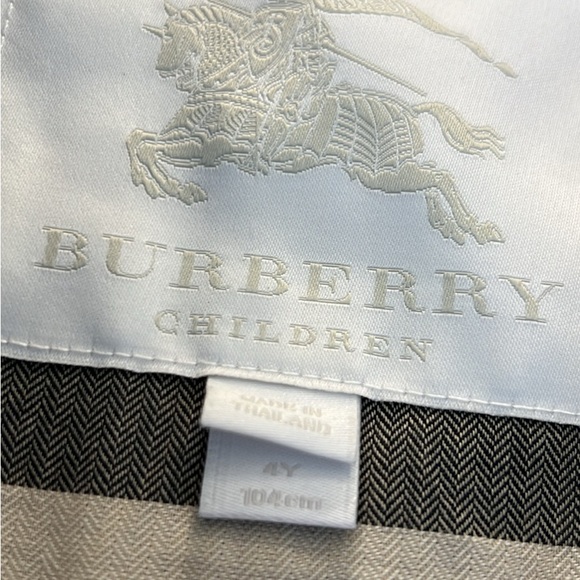 Burberry Trenchcoat - Picture 3 of 3